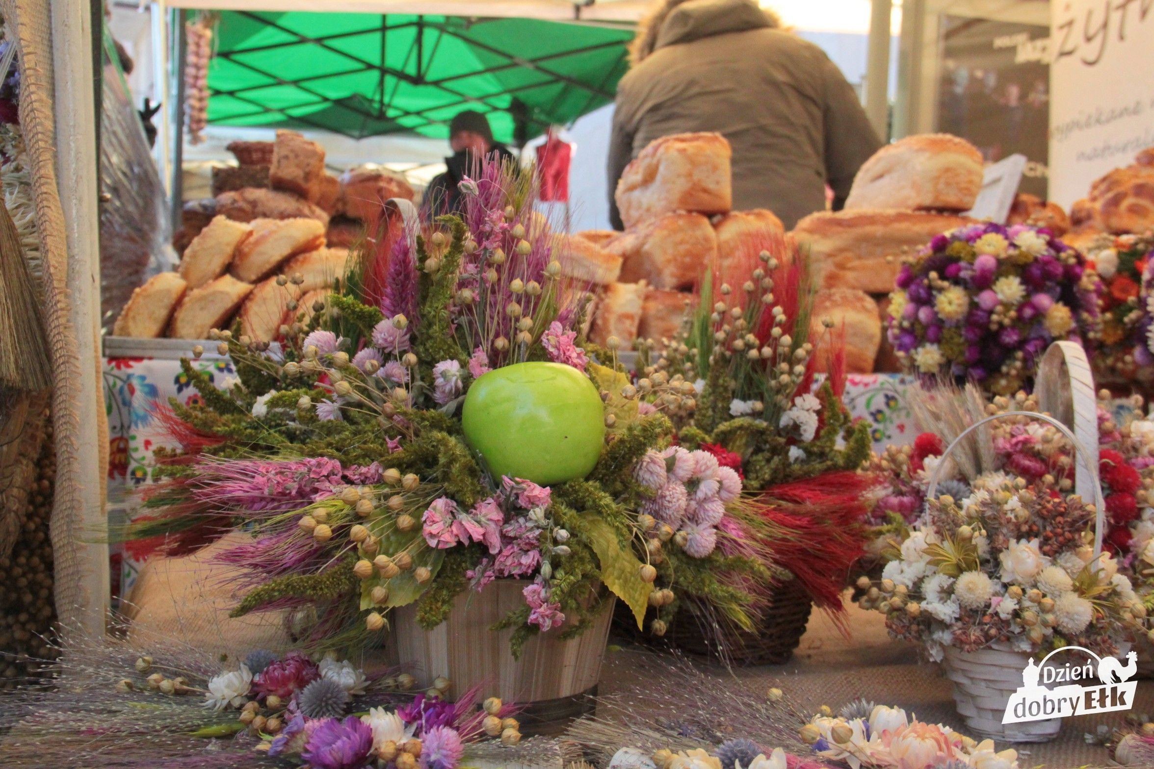 eca1fe4e2beaee0b9bf283d23cb2d5e9