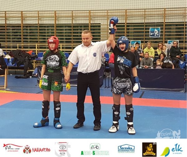 Reprezentacja ełckiej szkoły walk Thor ze złotym, srebrnym i brązowymi medalami