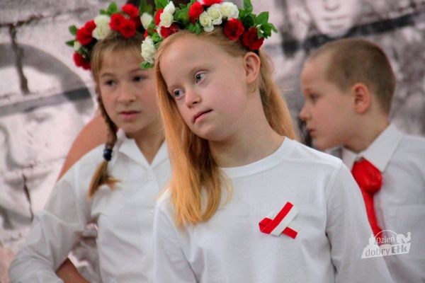 Ełk gościł wiele środowisk osób z niepełnosprawnościami - II Przegląd Twórczości Patriotycznej