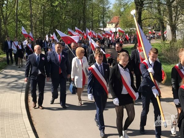 W Gminie Ełk uroczyście uczczono 228. rocznicę uchwalenia Konstytucji 3 Maja i Dzień Flagi RP