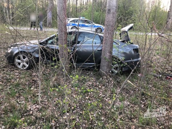 Pijany kierowca dachując rozbił auto