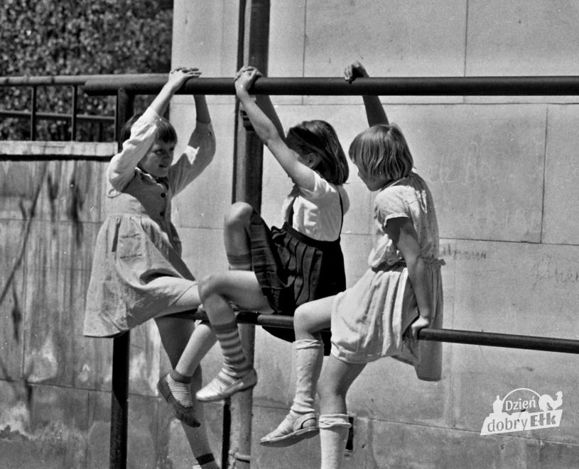 0007X40W1PKOQN3G C122 F4