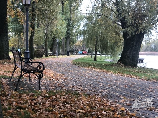 Nowe obostrzenia - Praca szkół, przedszkoli, żłobków, zasiłki