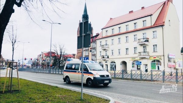 Wprowadzono zakaz wychodzenia z domu bez pilnej potrzeby!